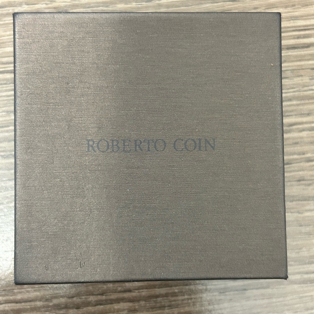 Roberto Coin Silver 'D' Pendant Necklace 18KT White Gold! - Picture 3 of 4